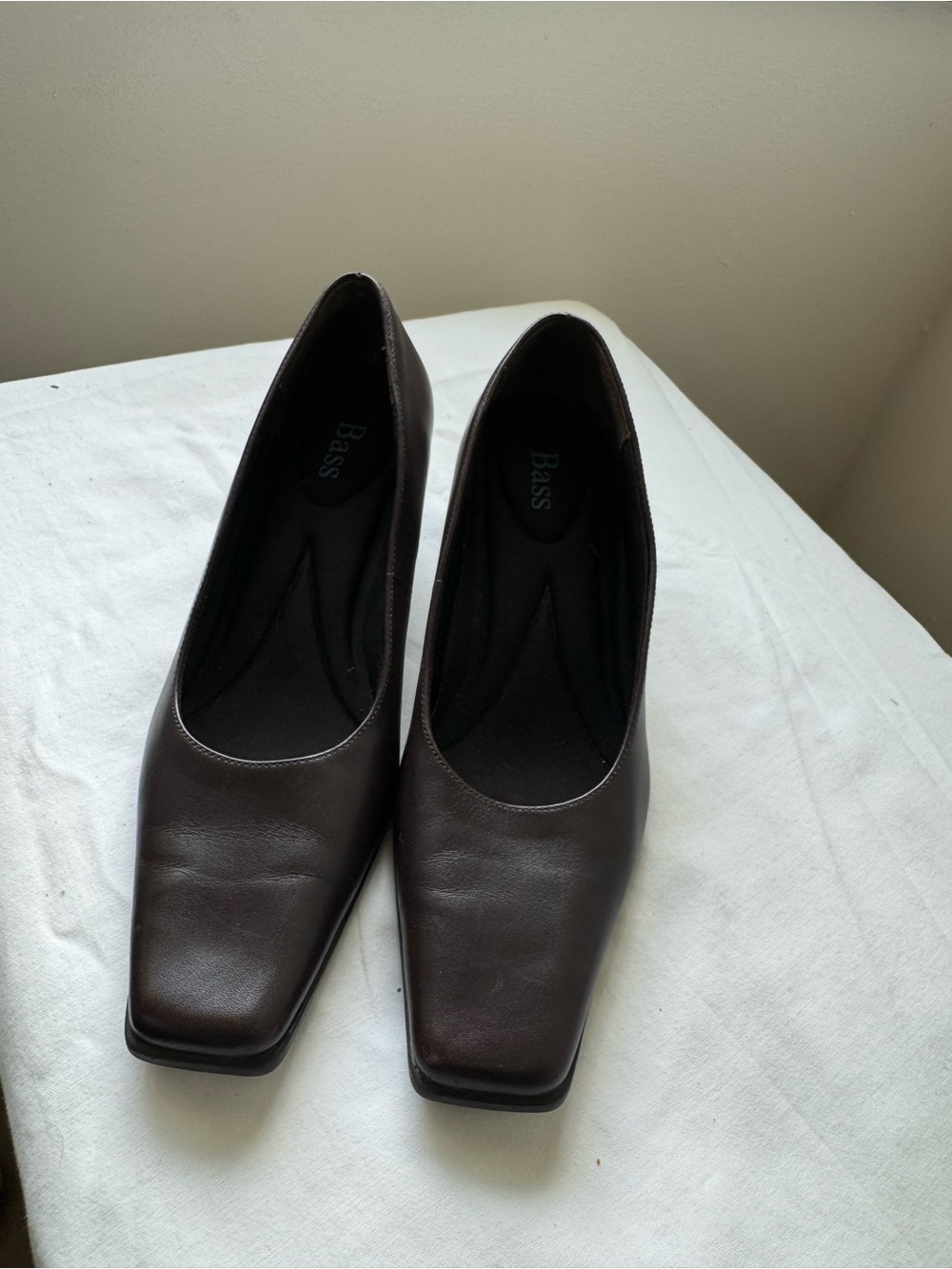 Y2K Bass Dark Brown Leather Square-Toe Boots Mid Heel Pumps Size 6.5 - Picture 3 of 8